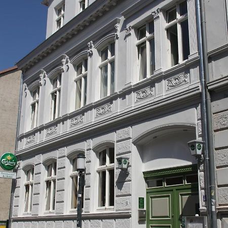 Restaurant & Hotel Olive Грайфсвалд Екстериор снимка