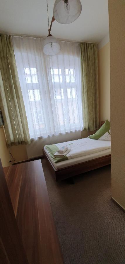 Restaurant & Hotel Olive Грайфсвалд Екстериор снимка